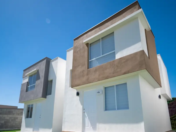 Casa Águila Premier en Valle de Santa Elena Sector San José, General Zuazua desde $1,271,000 MXN