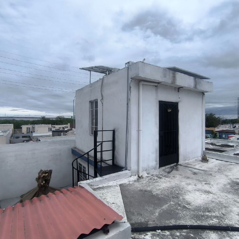 Casa en Venta en Fraccionamiento Madiba, Pesquería | 3 Recámaras con Cocina Equipada