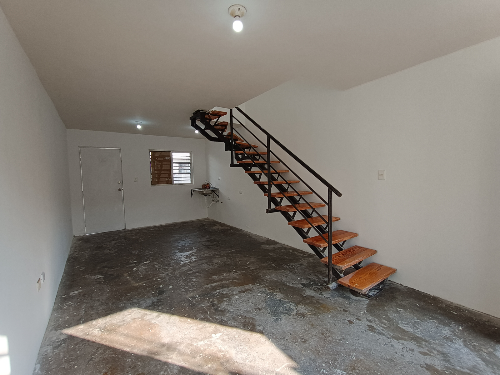 Casa en Venta en Valle de San Blas, García | 2 Plantas, 2 Recámaras
