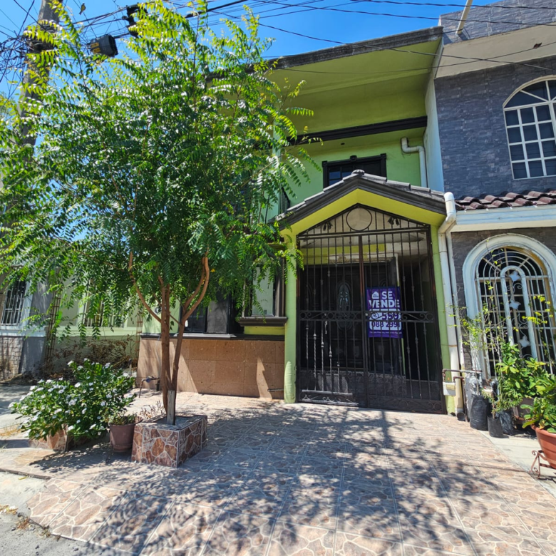 Casa en Venta en Santa Fe II, Apodaca | 3 Recámaras, 2 Baños
