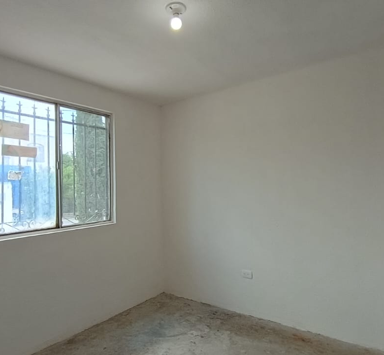 Casa en Venta en Los Cometas, Juárez | 2 Recámaras, Cochera