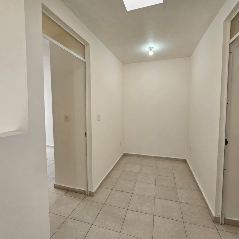 Casa en Venta en Parques Zafiro Azul Real, García | 3 Recámaras, 3 Baños