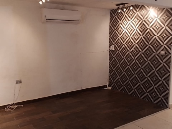 Casa en Venta en Fraccionamiento Mirador Huinalá, Apodaca | 2 Recámaras, 174 m²
