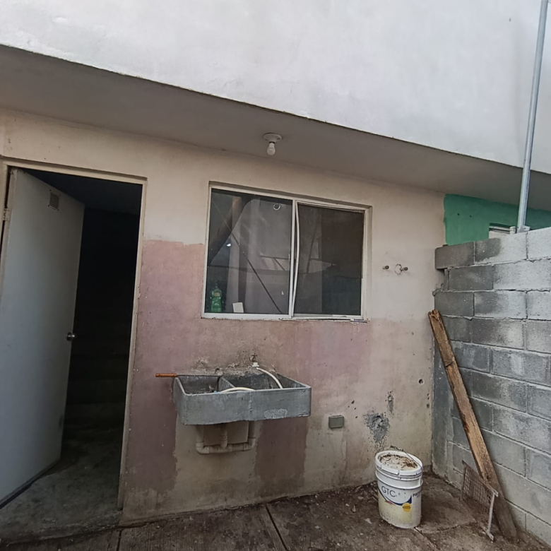 Casa en Venta en Valle del Roble, Cadereyta Jiménez | 2 Plantas, 2 Recámaras