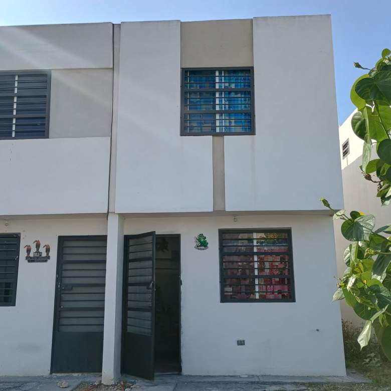 Casa en Venta en Fraccionamiento Sector Álora, Juárez | 2 Recámaras