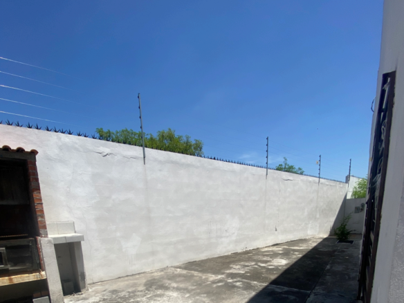 Casa en Venta en Fraccionamiento Almería, Apodaca | 4 Recámaras, 190 m²