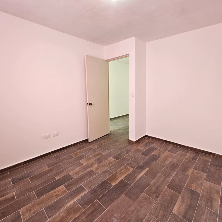 Casa en Venta en Fraccionamiento Triana (Asturias), Apodaca | 3 Recámaras