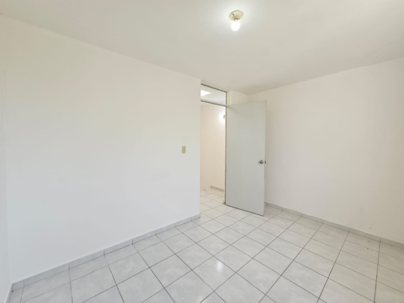 Casa en Venta en Parques Diamante, García | 2 Plantas, 2 Recámaras