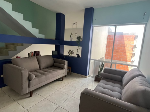 Casa en Venta en Pedregal La Huasteca, Santa Catarina | 3 Recámaras + Estudio