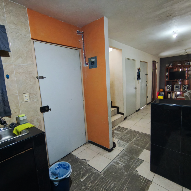 Casa en Venta en Renaceres Residencial 3er Sector, Apodaca | 2 Recámaras con Cocina Integral