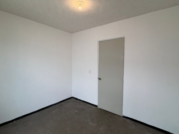 Casa en Venta en Bosques de Castilla, Salinas Victoria | 2 Plantas, 2 Recámaras