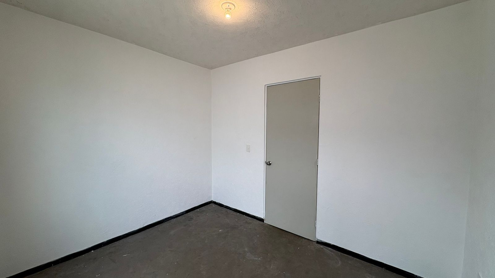 Casa en Venta en Bosques de Castilla, Salinas Victoria | 2 Plantas, 2 Recámaras