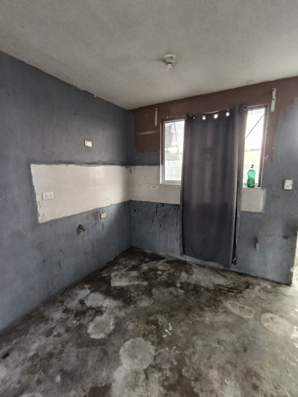 Casa en Venta en Valle del Roble, Cadereyta Jiménez | 2 Plantas, 2 Recámaras – Foto 3 Casa en Venta en Valle del Roble, Cadereyta Jiménez | 2 Plantas, 2 Recámaras