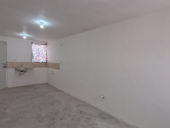 Casa en Venta en Residencial Los Ébanos, Juárez | 2 Recámaras, 2 Plantas