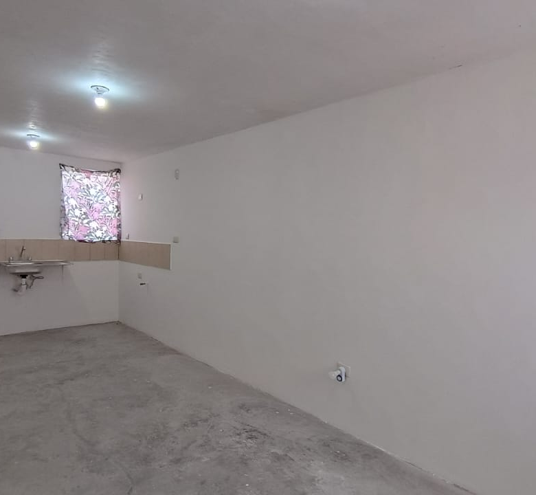 Casa en Venta en Residencial Los Ébanos, Juárez | 2 Recámaras, 2 Plantas