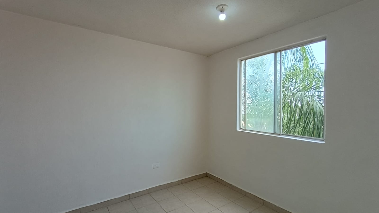 Departamento en Venta en Privada Vía Siete, Juárez | 2 Recámaras con Piso Cerámico – Foto 11 Departamento en Venta en Privada Vía Siete, Juárez | 2 Recámaras con Piso Cerámico