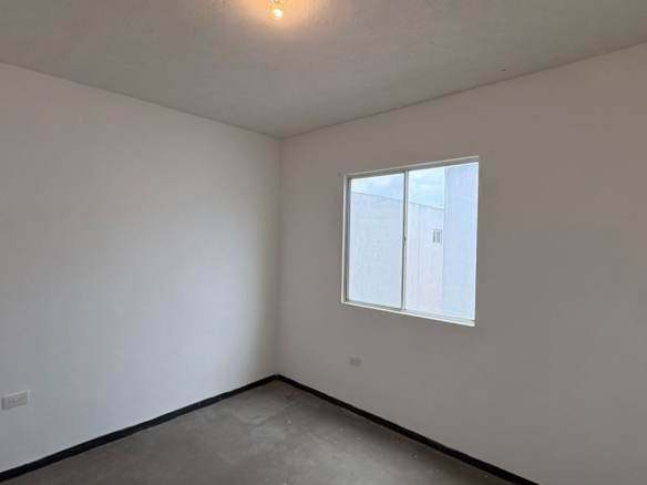 Casa en Venta en Bosques de Castilla, Salinas Victoria | 2 Plantas, 2 Recámaras