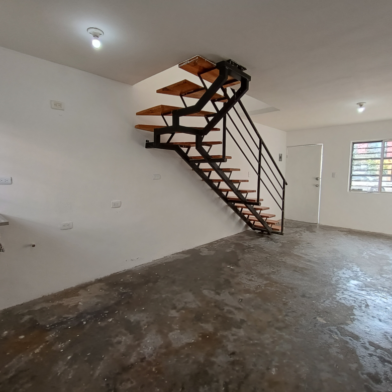 Casa en Venta en Valle de San Blas, García | 2 Plantas, 2 Recámaras