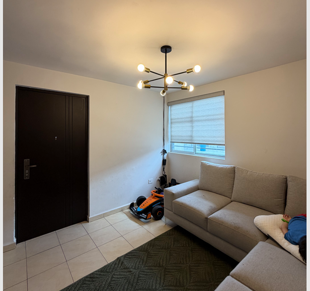 Casa en Venta en Fraccionamiento Santa María, García | 2 Plantas con Cocina Integral