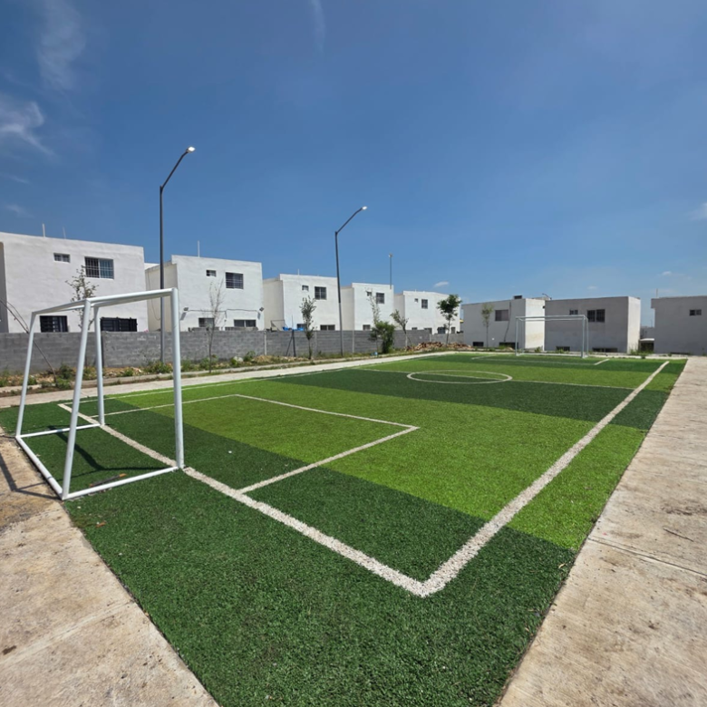 Casa en Venta en Laderas de la Silla, Juárez | 2 Plantas, Cochera Doble