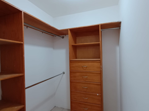 Casa en Venta en Villas de la Hacienda, Juárez | 2 Plantas, Cochera Doble