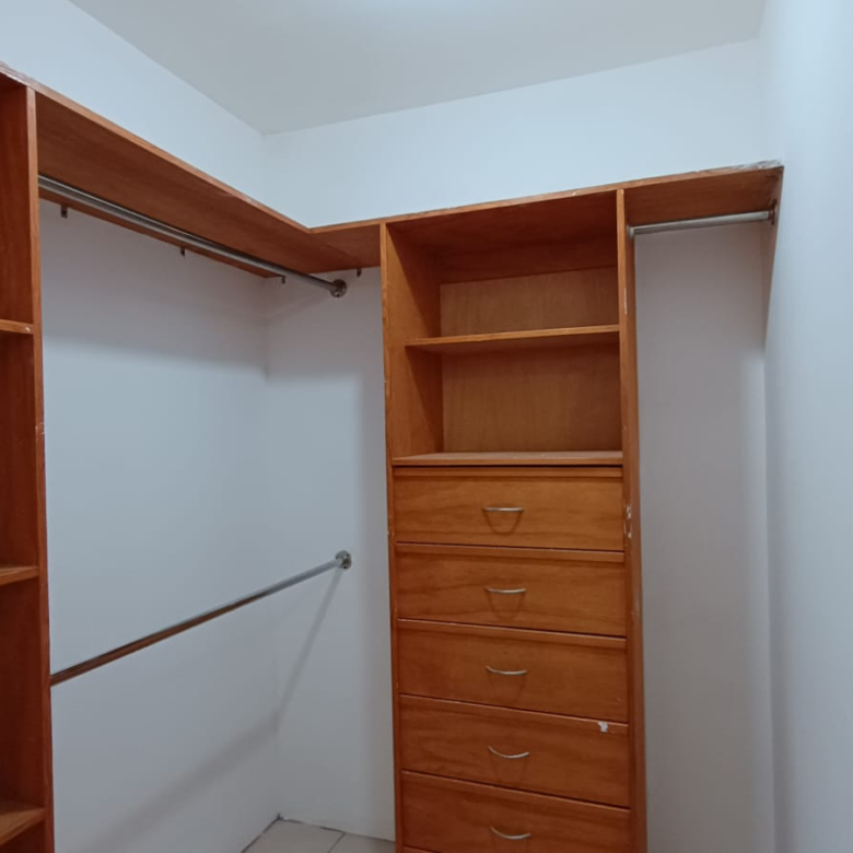 Casa en Venta en Villas de la Hacienda, Juárez | 2 Plantas, Cochera Doble