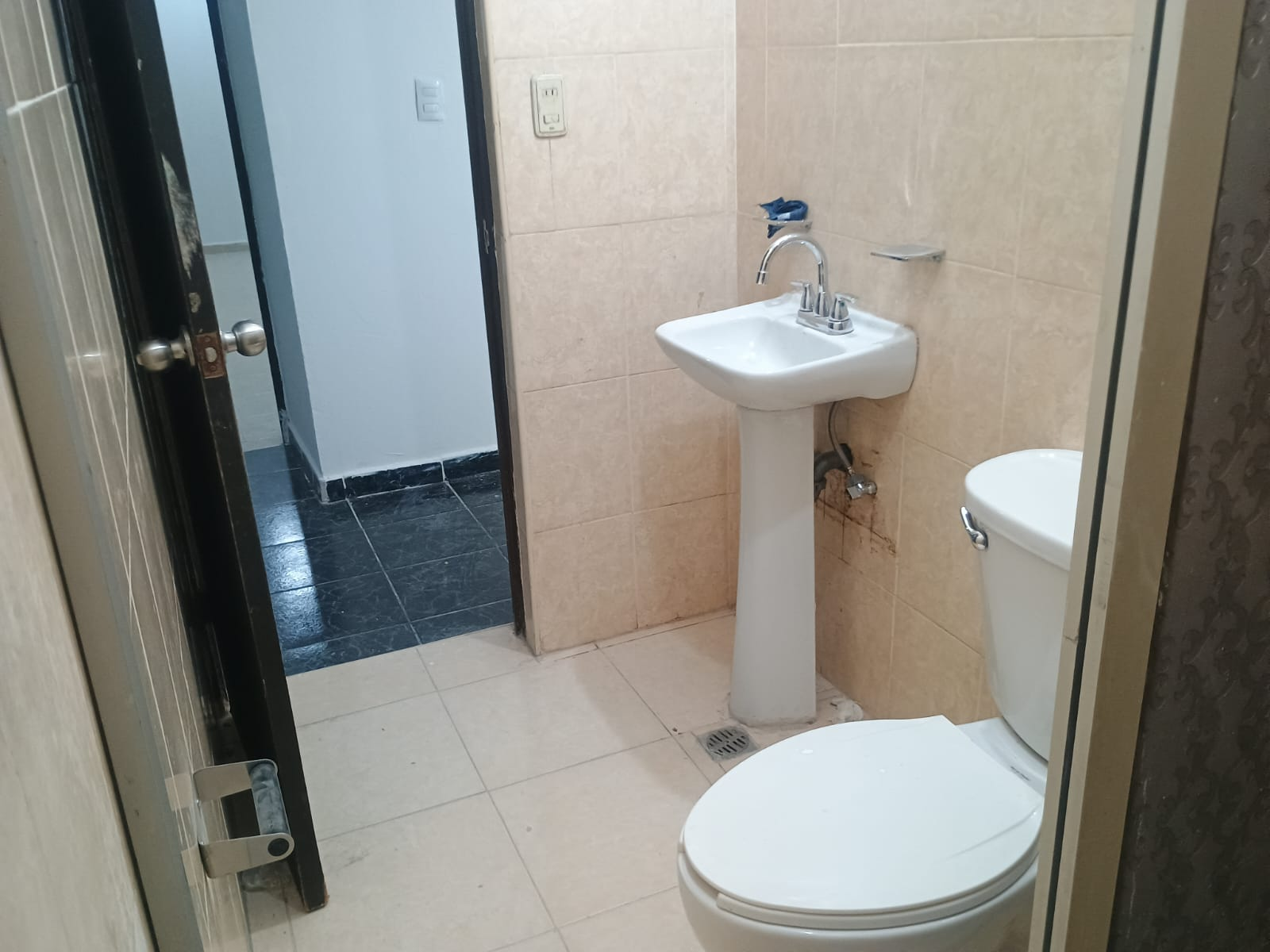 Casa en Venta en Arboledas de Nueva Linda Vista 4to Sector, Guadalupe | 3 Recámaras, 1 Planta – Foto 14 Casa en Venta en Arboledas de Nueva Linda Vista 4to Sector, Guadalupe | 3 Recámaras, 1 Planta