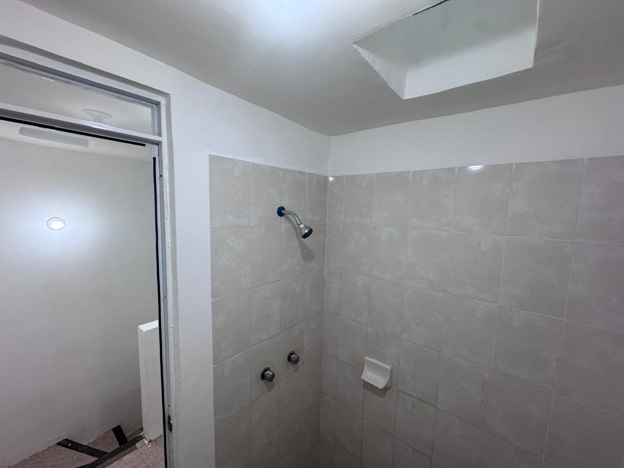 Casa en Venta en Valles de Oporto, Juárez | 2 Plantas, 2 Recámaras