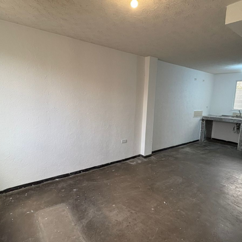 Casa en Venta en Bosques de Castilla, Salinas Victoria | 2 Plantas, 2 Recámaras