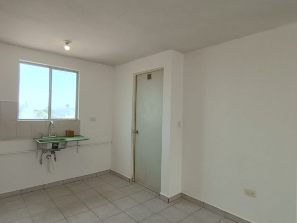 Departamento en Venta en Privada Vía Siete, Juárez | 2 Recámaras con Piso Cerámico