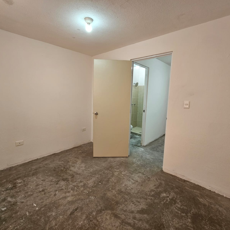 Casa en Venta en Fraccionamiento Valle Santa Isabel, Juárez | 2 Plantas, 2 Recámaras