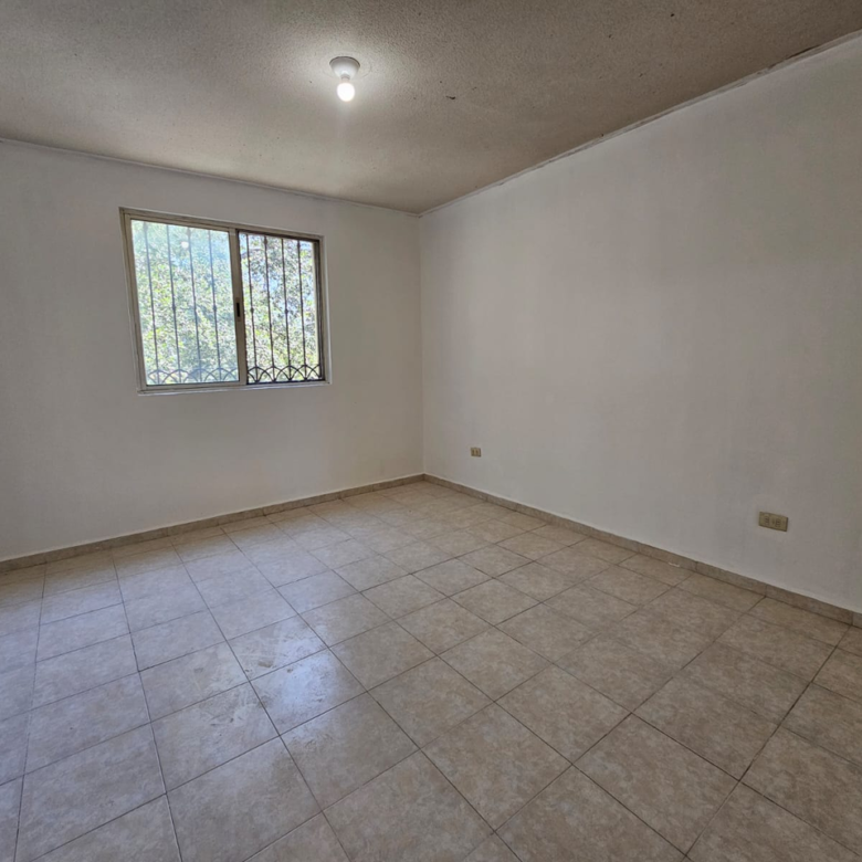 Casa en Venta en Cumbres de San Agustín, Monterrey | 3 Recámaras, 119 m²