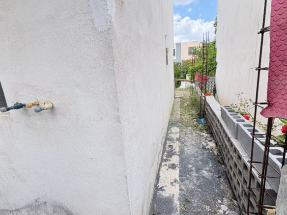 Casa en Venta en Bosques de Castilla, Salinas Victoria | 2 Plantas, 2 Recámaras