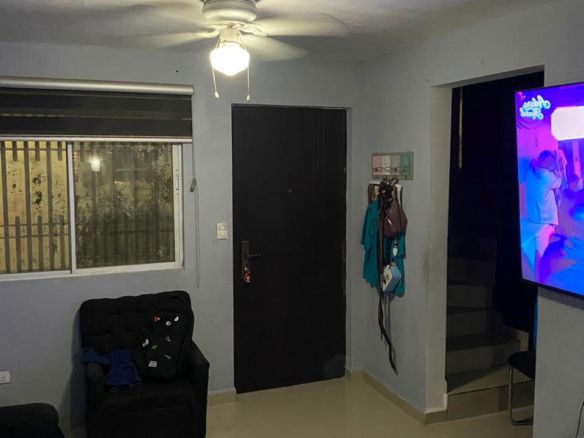 Casa en Venta en Fraccionamiento Marsella Residencial, Guadalupe | 3 Recámaras