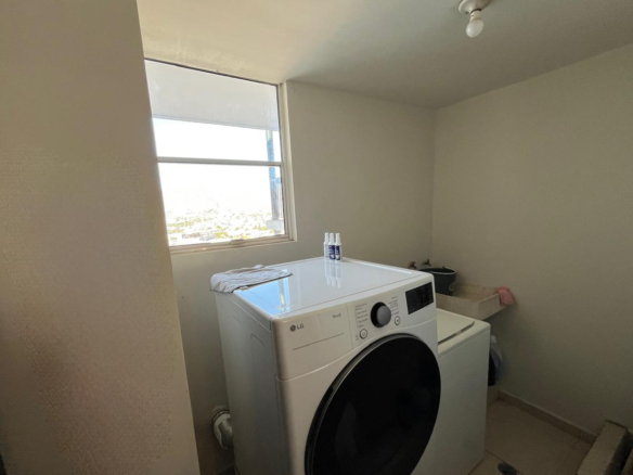 Departamento en Venta en Las Joyas de Cumbres (4to Sector), Monterrey | 2 Recámaras con Alberca