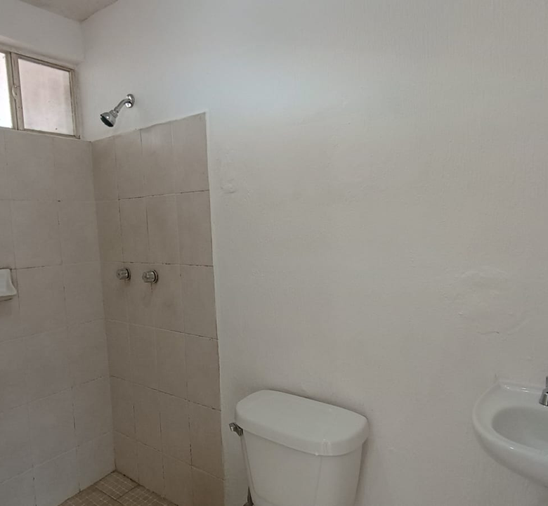 Departamento en Venta en Privada Vía Siete, Juárez | 2 Recámaras con Piso Cerámico