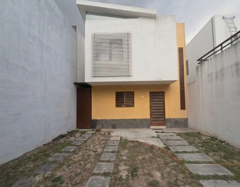 Casa en Venta en Residencial Valle Azul, Apodaca | 2 Recámaras, Cochera Doble