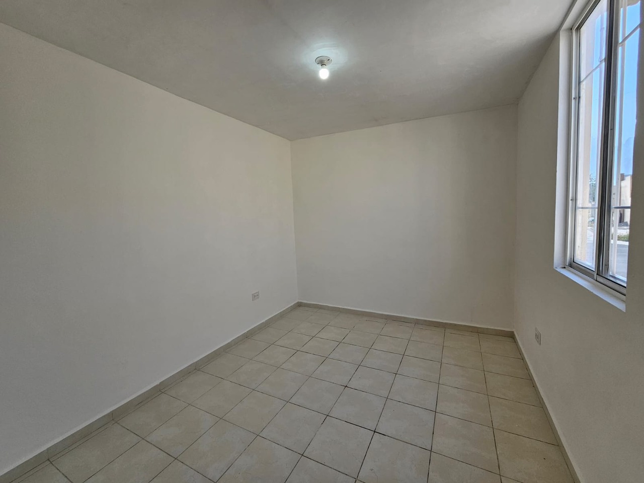 Casa en Venta en Portal de Lincoln, García | 2 Recámaras