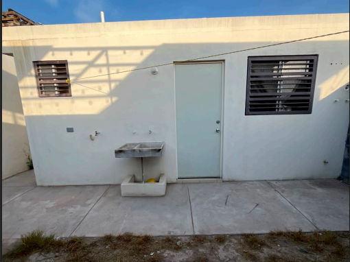 Casa en Venta en Fraccionamiento Vista Bella 3er Sector, García | 2 Recámaras, 98 m²