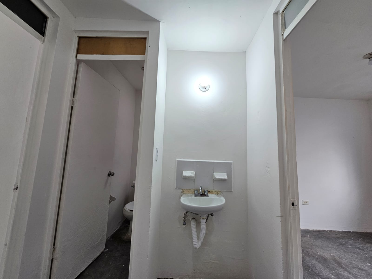 Casa en Venta en Fraccionamiento El Jaral, El Carmen | 2 Plantas, 2 Recámaras