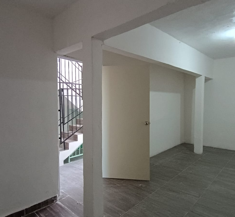 Casa en Venta en Colonia San Miguel, Apodaca | 2 Recámaras con Terraza