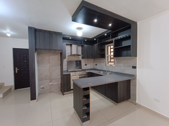 Casa en Venta en Evante Residencial, Guadalupe | 3 Recámaras, Cochera Doble