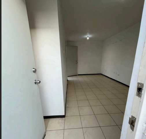 Casa en Venta en Fraccionamiento Vista Bella 3er Sector, García | 2 Recámaras, 98 m²