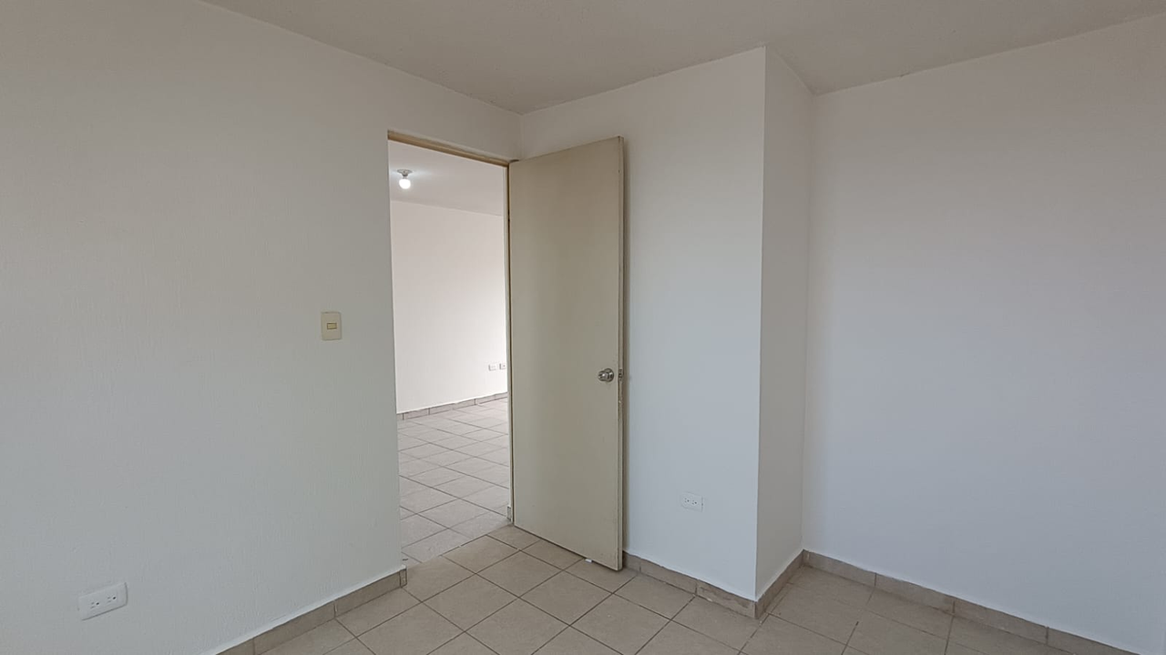Departamento en Venta en Privada Vía Siete, Juárez | 2 Recámaras con Piso Cerámico – Foto 12 Departamento en Venta en Privada Vía Siete, Juárez | 2 Recámaras con Piso Cerámico