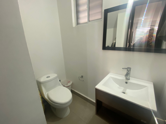 Casa en Venta en Fraccionamiento Torento, Apodaca | 3 Recámaras, 212 m²