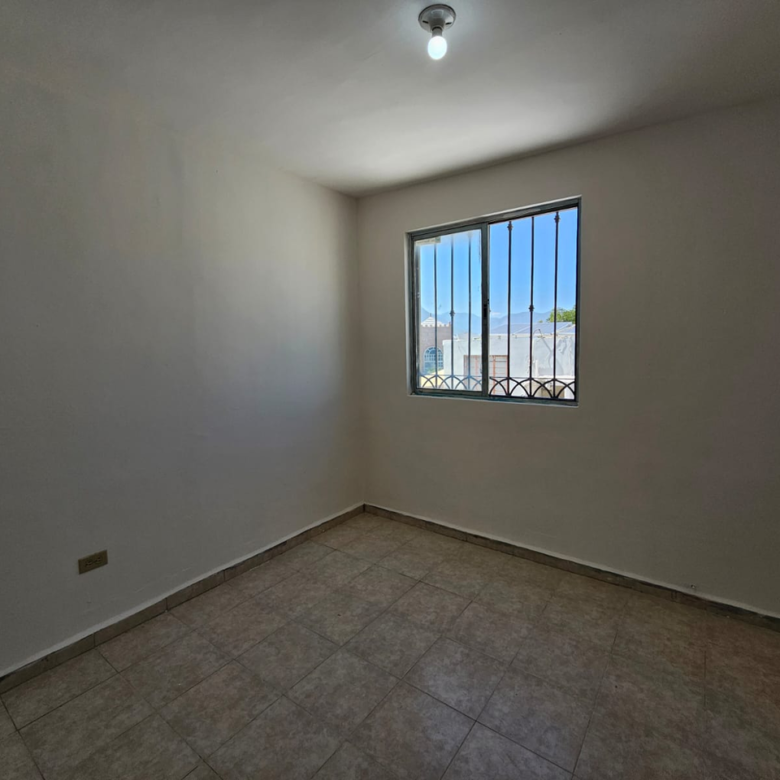 Casa en Venta en Cumbres de San Agustín, Monterrey | 3 Recámaras, 119 m²