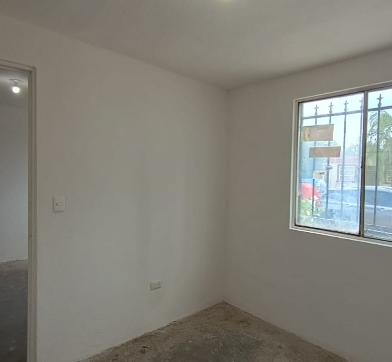 Casa en Venta en Los Cometas, Juárez | 2 Recámaras, Cochera