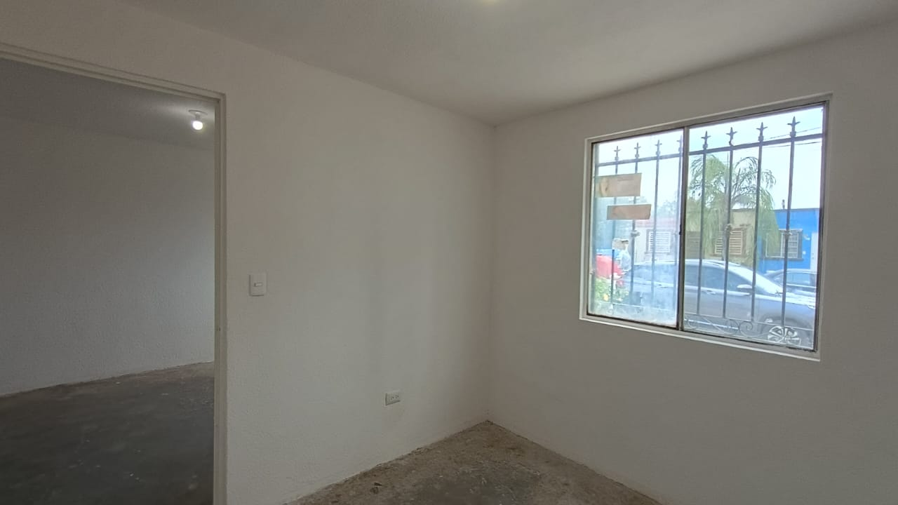 Casa en Venta en Los Cometas, Juárez | 2 Recámaras, Cochera