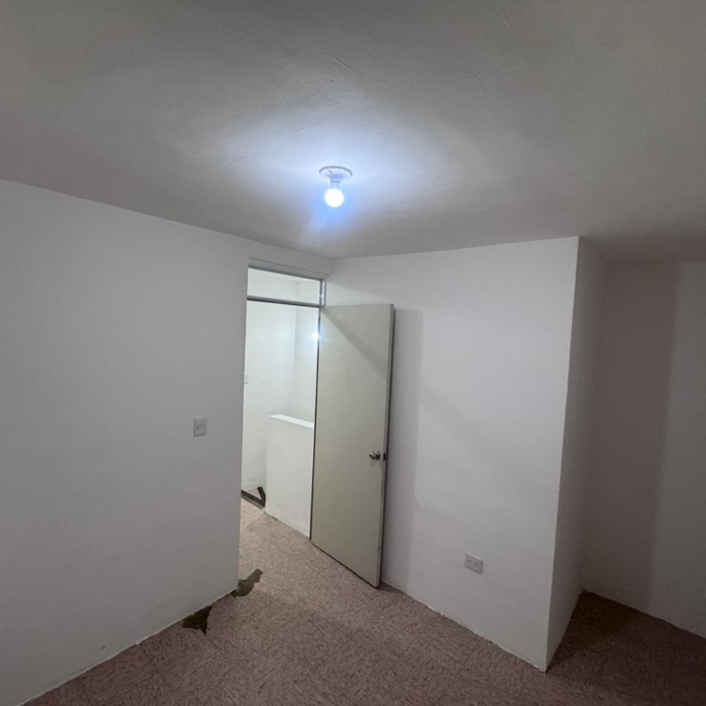 Casa en Venta en Valles de Oporto, Juárez | 2 Plantas, 2 Recámaras