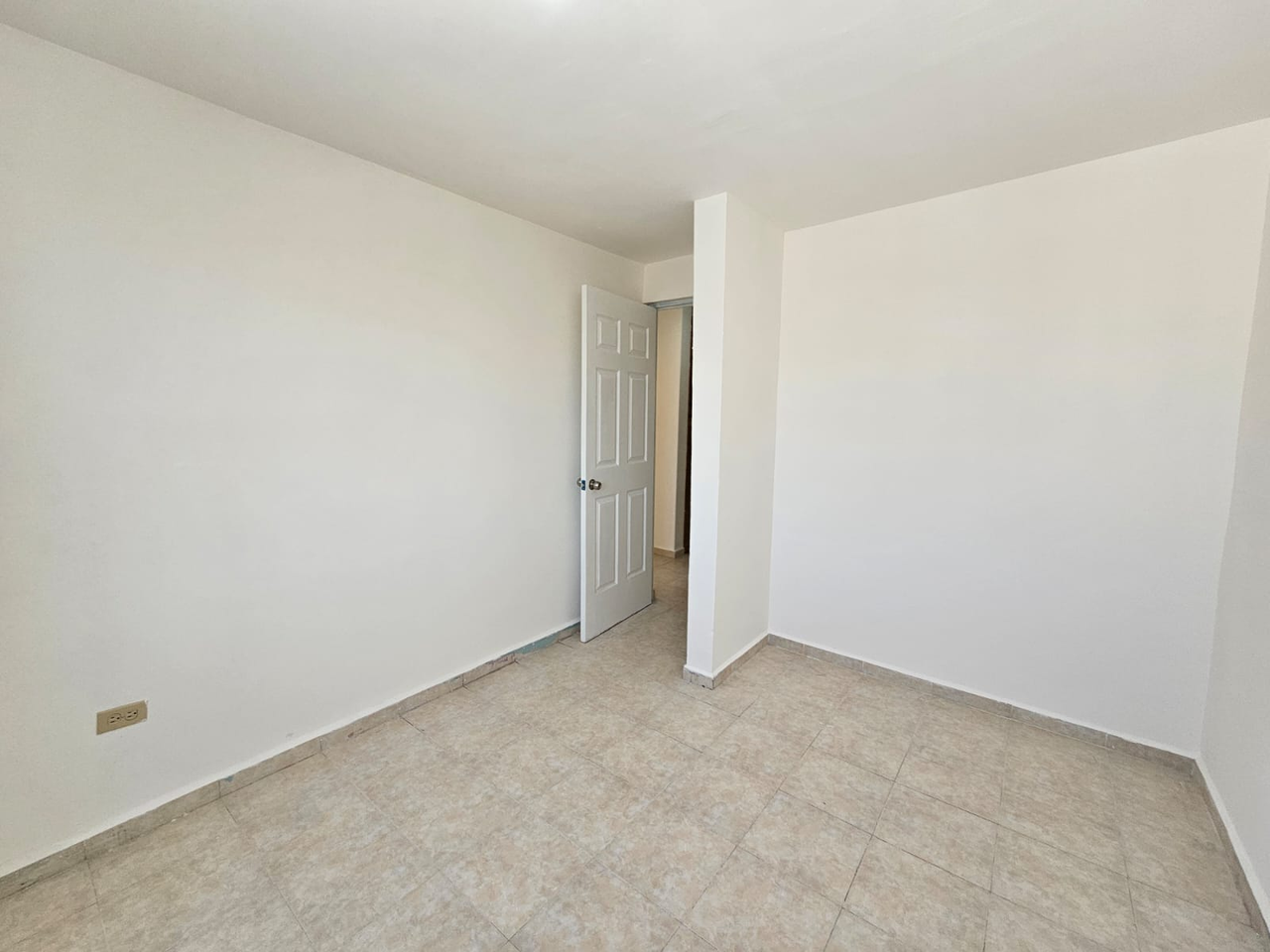 Casa en Venta en Cumbres de San Agustín, Monterrey | 3 Recámaras, 119 m²